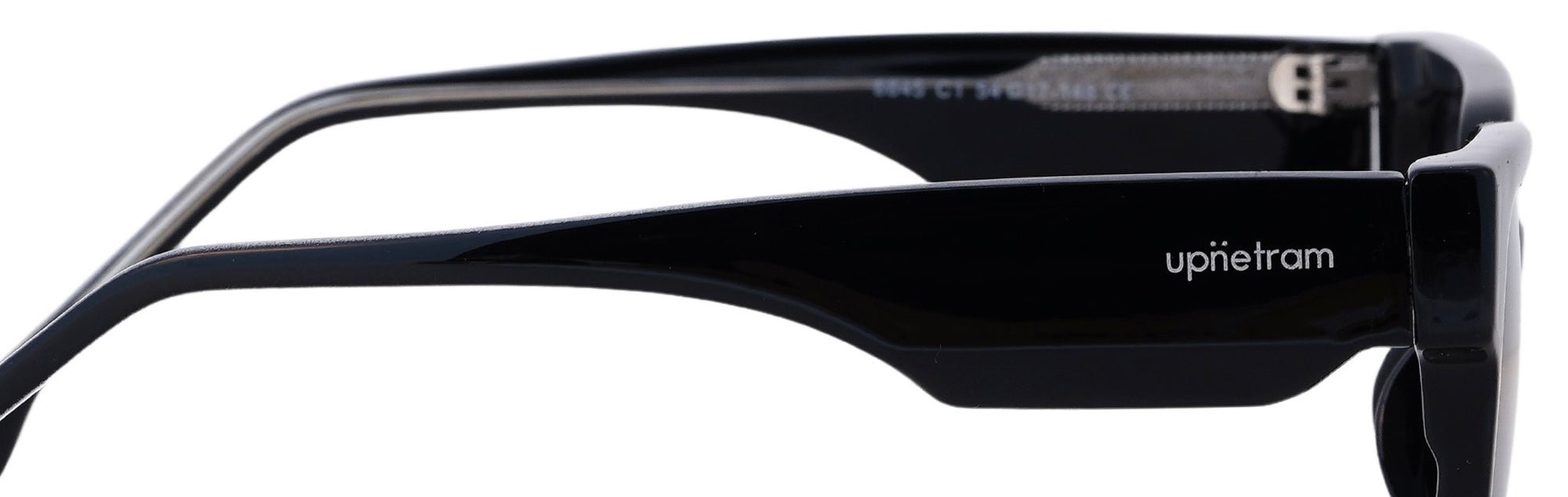 Premium Eyeglasses & Sunglasses at Honest Factory Prices